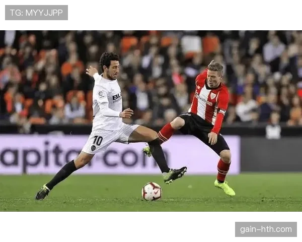 西甲雷亚莱主场不败